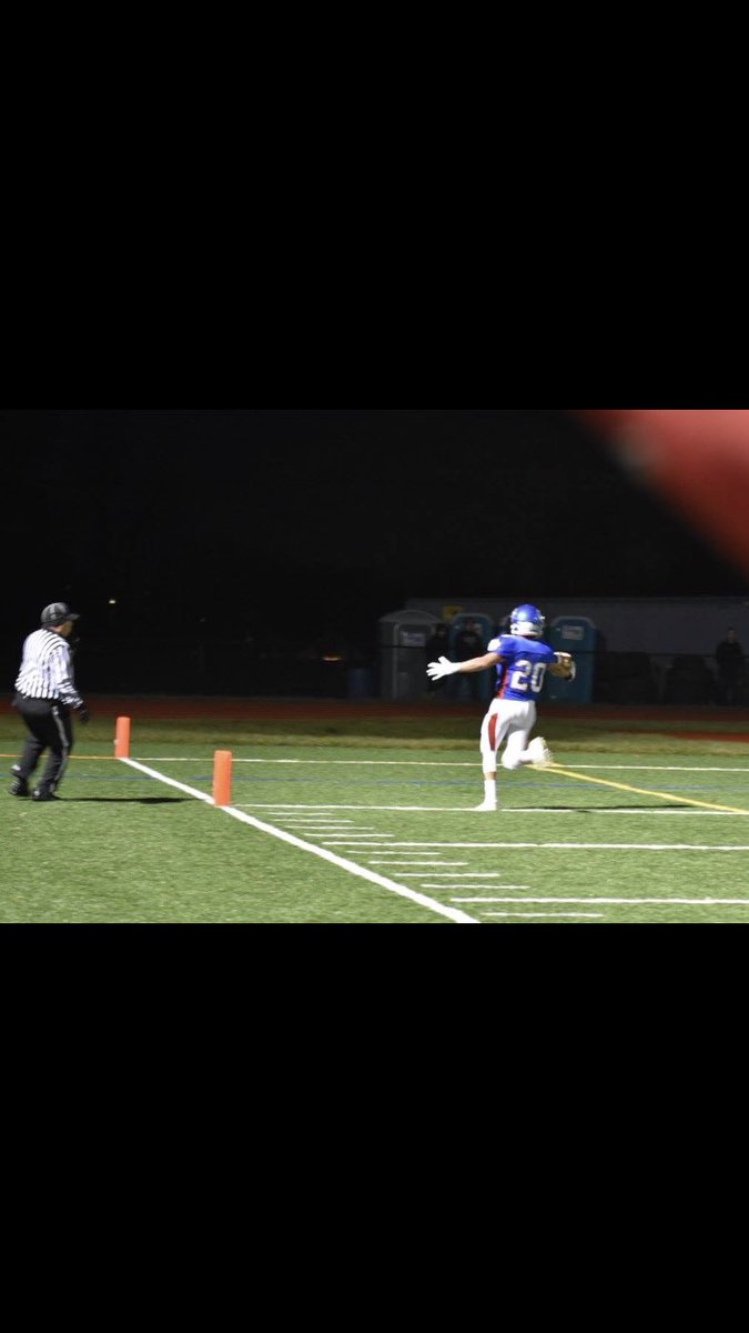 jmferreira22's tweet photo. Proud and excited to officially announce my commitment of continuing my academic and athletic career at Union College. Thank you to my family, friends, and others who have supported me along the way @UnionCollegeFB #FTC#GoDutchmen#Union2022 https://t.co/dH2h9dyVy9