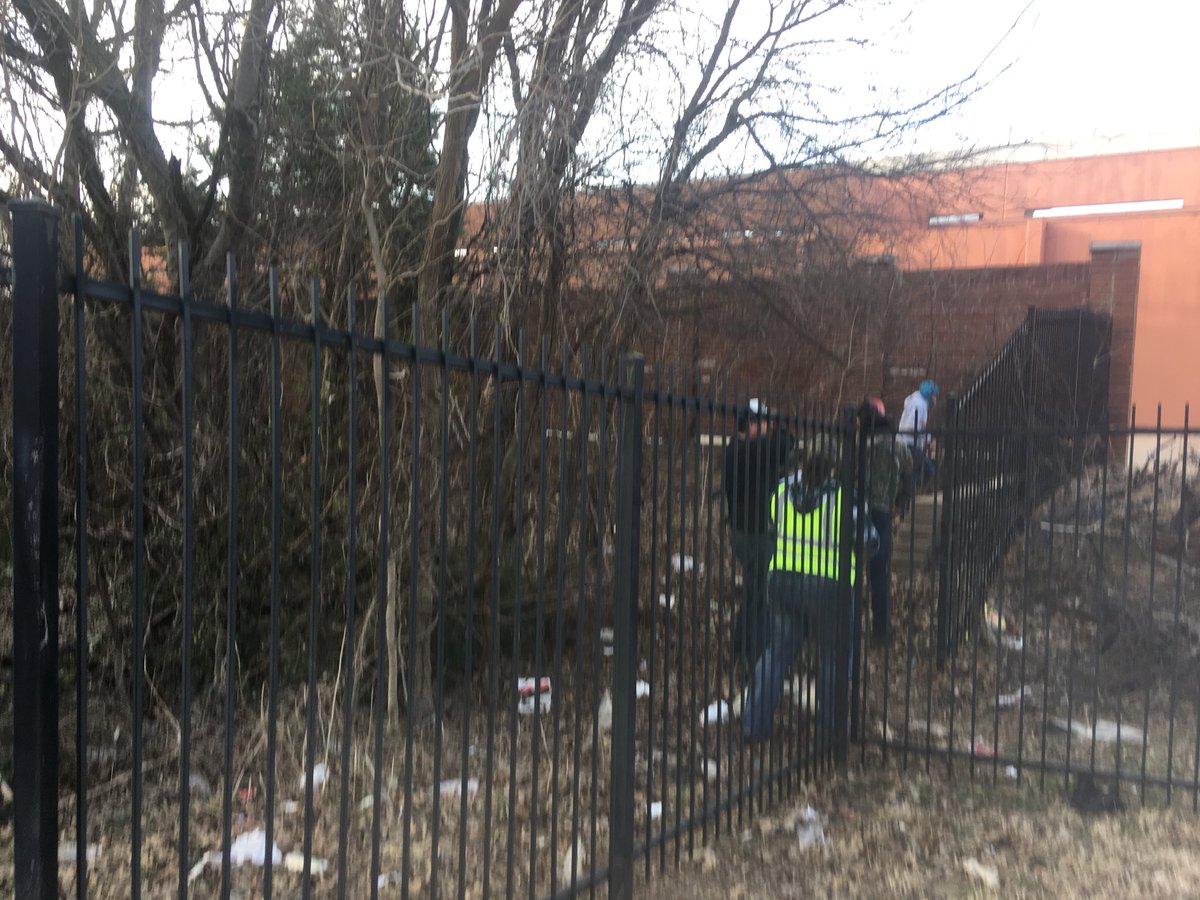 rodneyanderson's tweet photo. Today was Addison Andersonโs Eagle Scout Project. No blockwalking today. Today was all about him and his project. Special thanks to more than 35 people who volunteered today. Well done son...well done. #BSA #txlege #KeepGPbeautiful https://t.co/3gLMLnsXZz