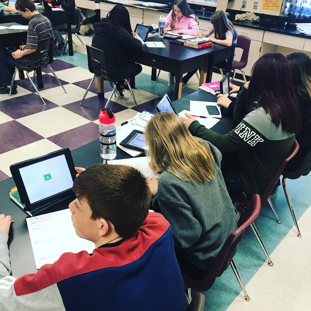 kbiebighauser's tweet photo. Thank you 7th hour for being hard workers during our layers of the Earth stations! 🌏 #esmsimpact https://t.co/u5sHNVhgOK