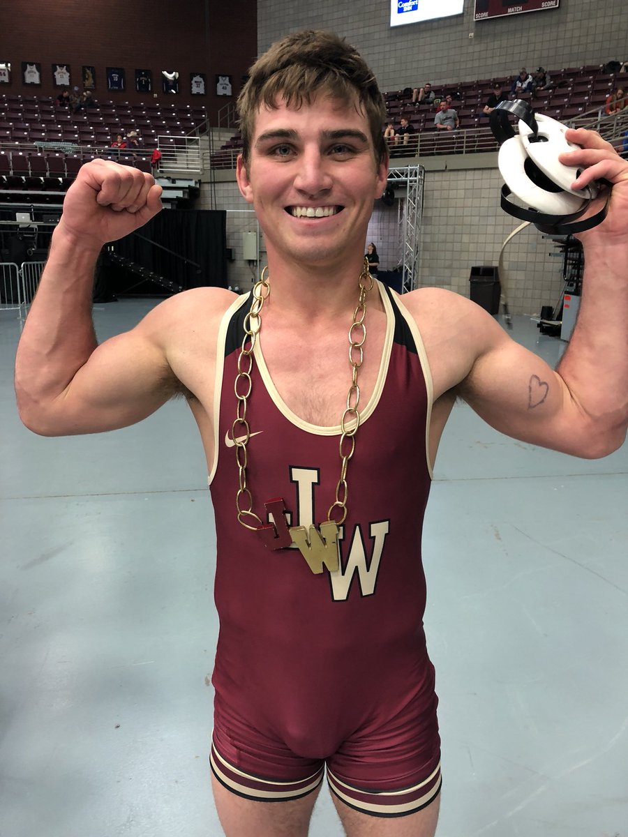 JuabWrestling's tweet photo. Joey with a pin. Divisional champ https://t.co/UaArw5hsu3