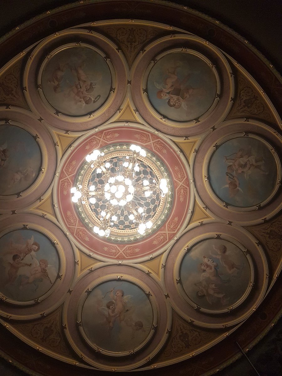 Hieno  ja vaikuttava esitys.porinteatteri.fi/naytelma-526-k… #teatterielämys