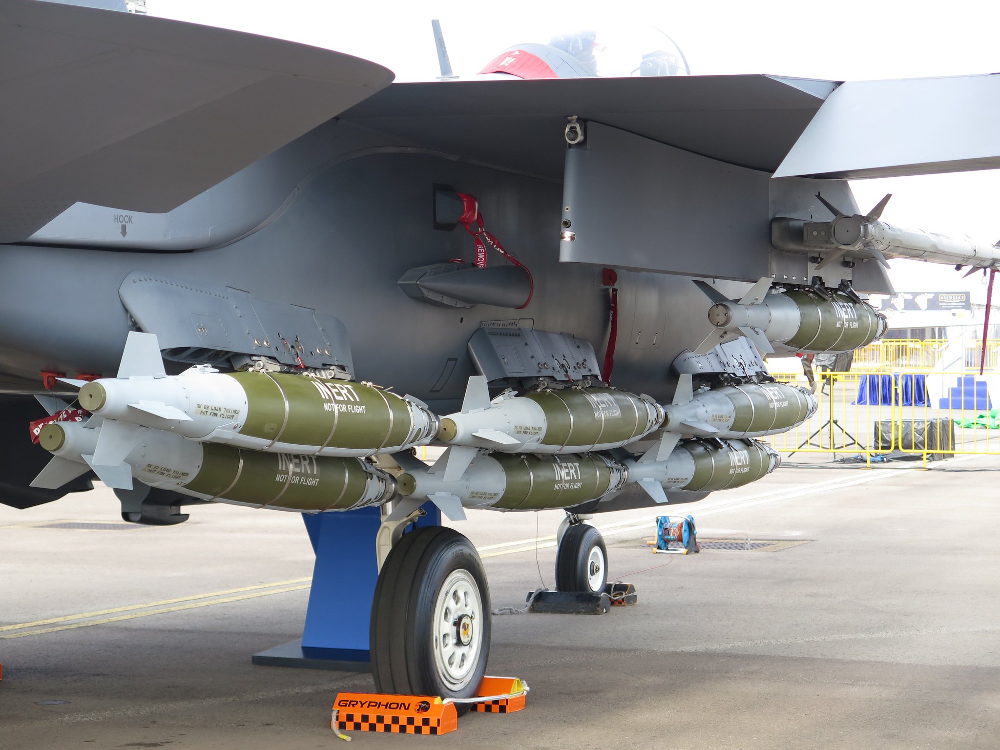 DVKBxKVVAAAEwjW.jpg:large