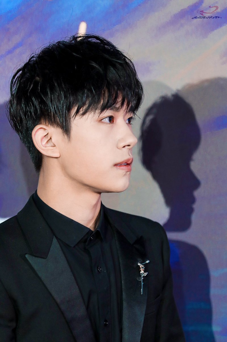 JacksonYee_YT's tweet photo. 愿你成为自己喜欢的人
愿你不负此生永远有梦想Hope you will become the person you want to be.Hope you live up to your life and dream forever.
Cr: CafeNoir黑咖啡_易烊千玺个站
#易烊千玺 #jacksonyee #jacksonyi #tfboys #yyqx #yiyangqianxi #tfboys易烊千玺 #易烊千璽 https://t.co/t3AkKIiF1g
