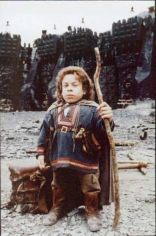 Happy Birthday Warwick Davis! 