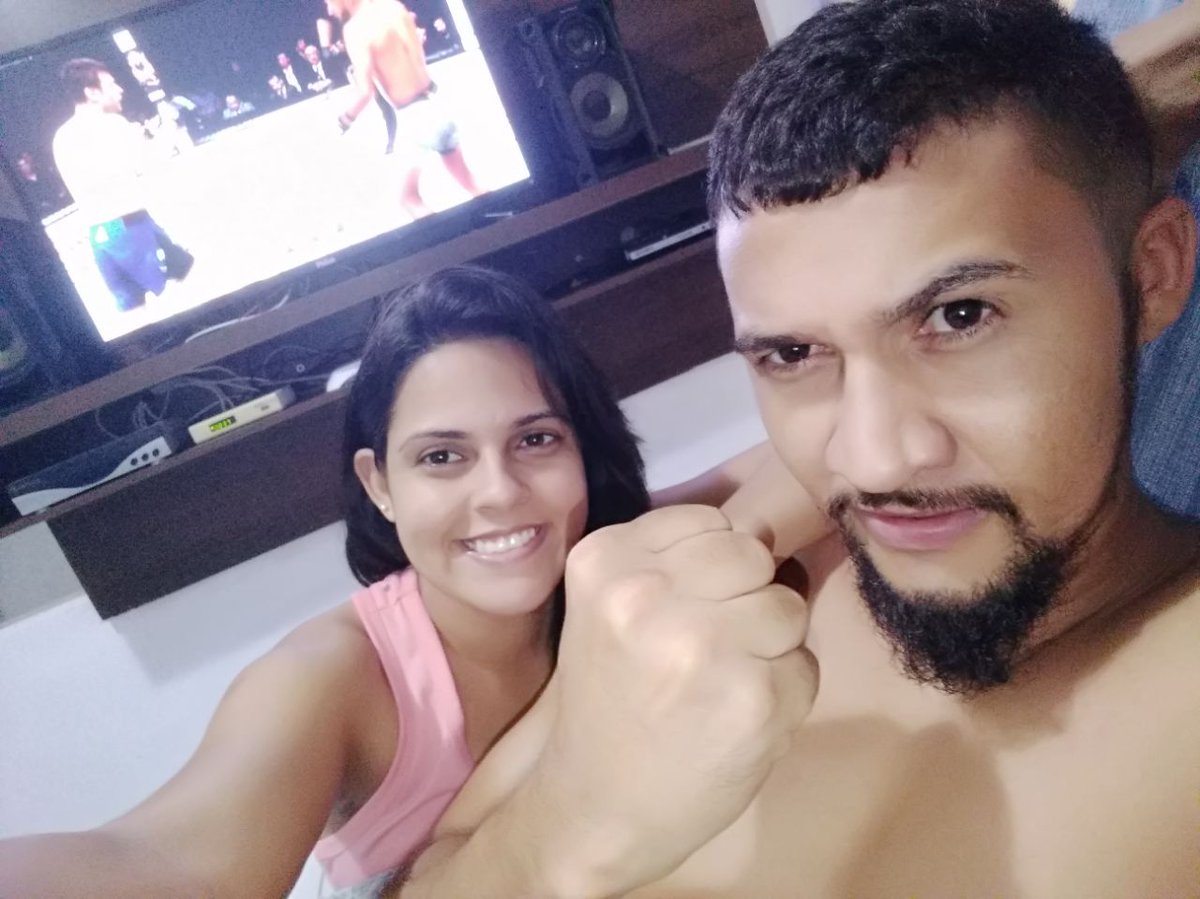 Os brasileiros estão descendo a madeira. #UFCBelem