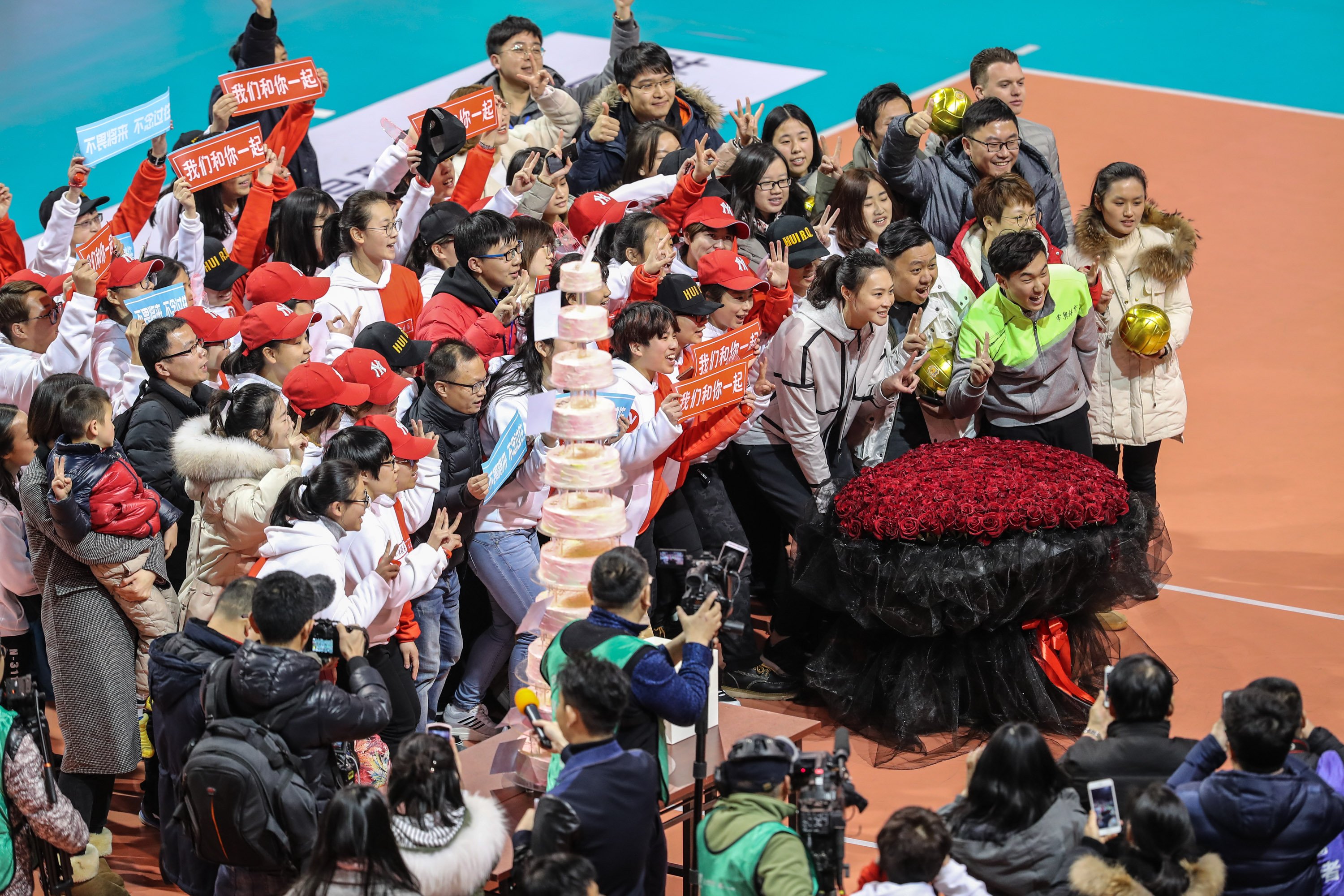 Xinhua Sports Former Captain Of The Chinese Volleyball Team Hui Ruoqi Announces Her Retirement After Her Home Team Jiangsu Made It To The Semifinals Of The Chinese Women S Volleyball League