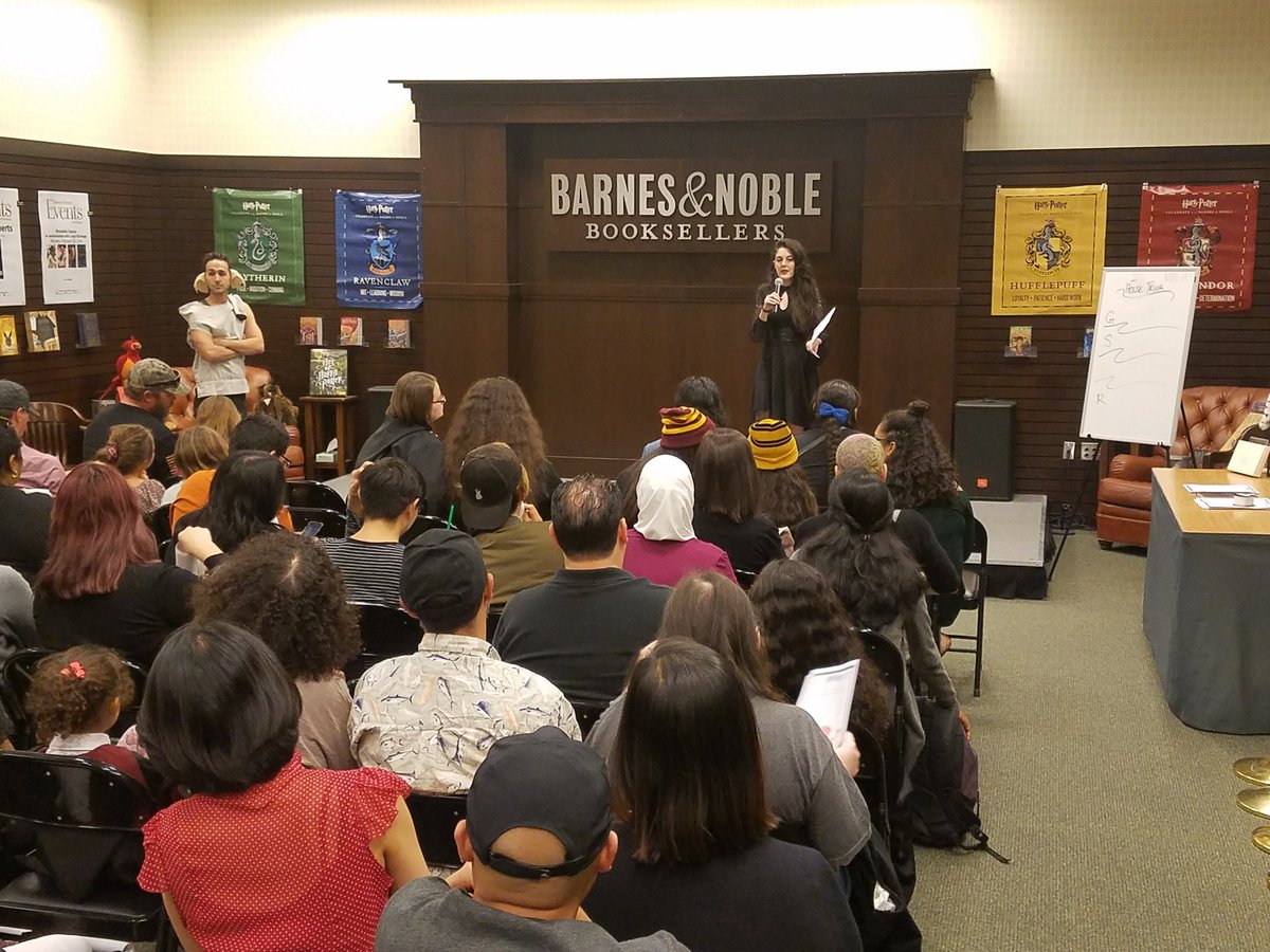 Barnes Noble Events The Grove On Twitter Happening Now