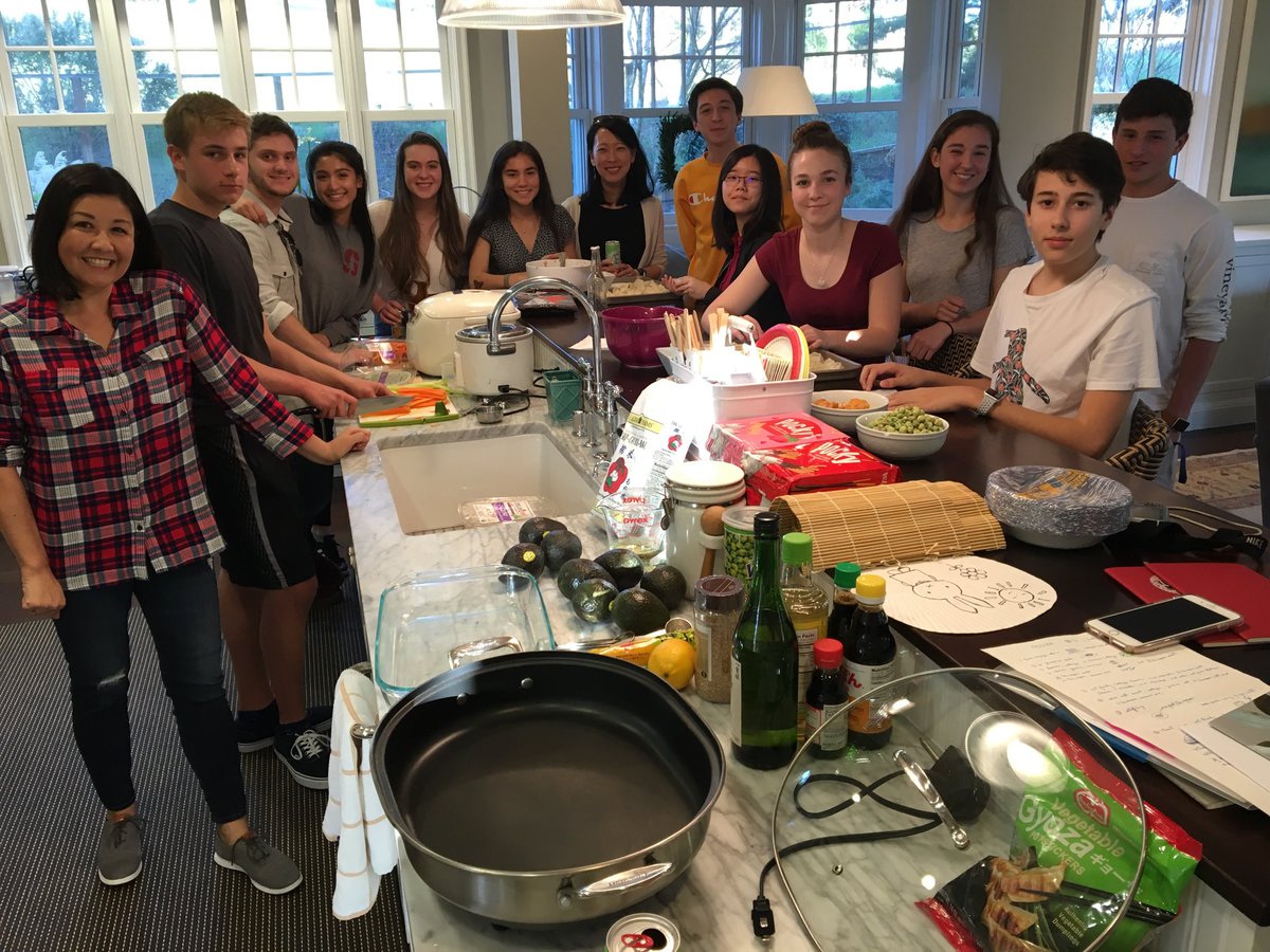Thanks to the Evans family for hosting our pre-trip feast!