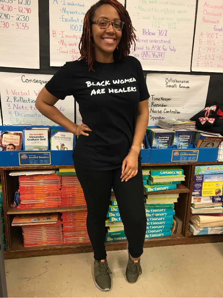 KeRikyelem's tweet photo. #BlackWomenSmiling #BlackHistoryMonth #BlackGirlMagic 
Black Women are Healers only at @ChocolateCityTS https://t.co/eSuBQEjvPh