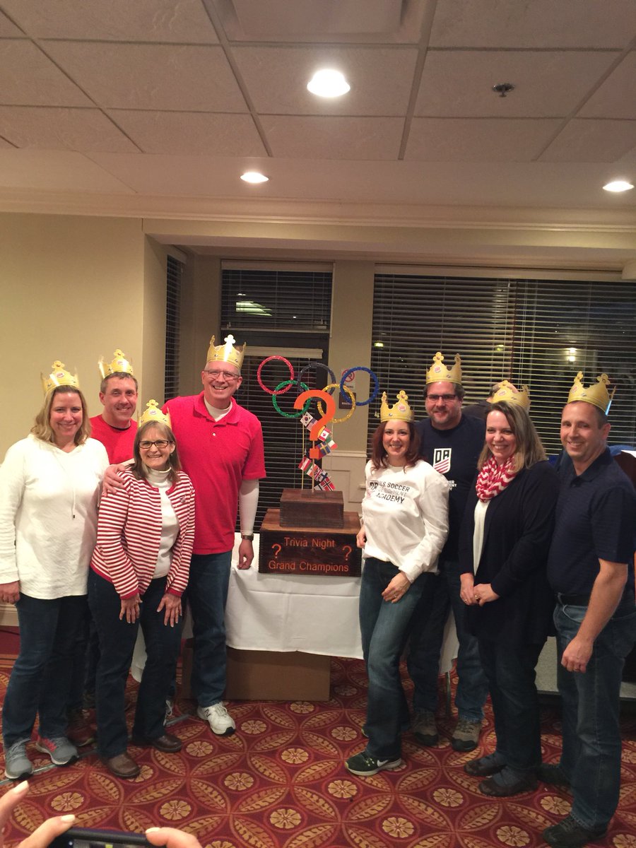 HehsHelp's tweet image. Winners of the 10th Annual Trivia Night!!