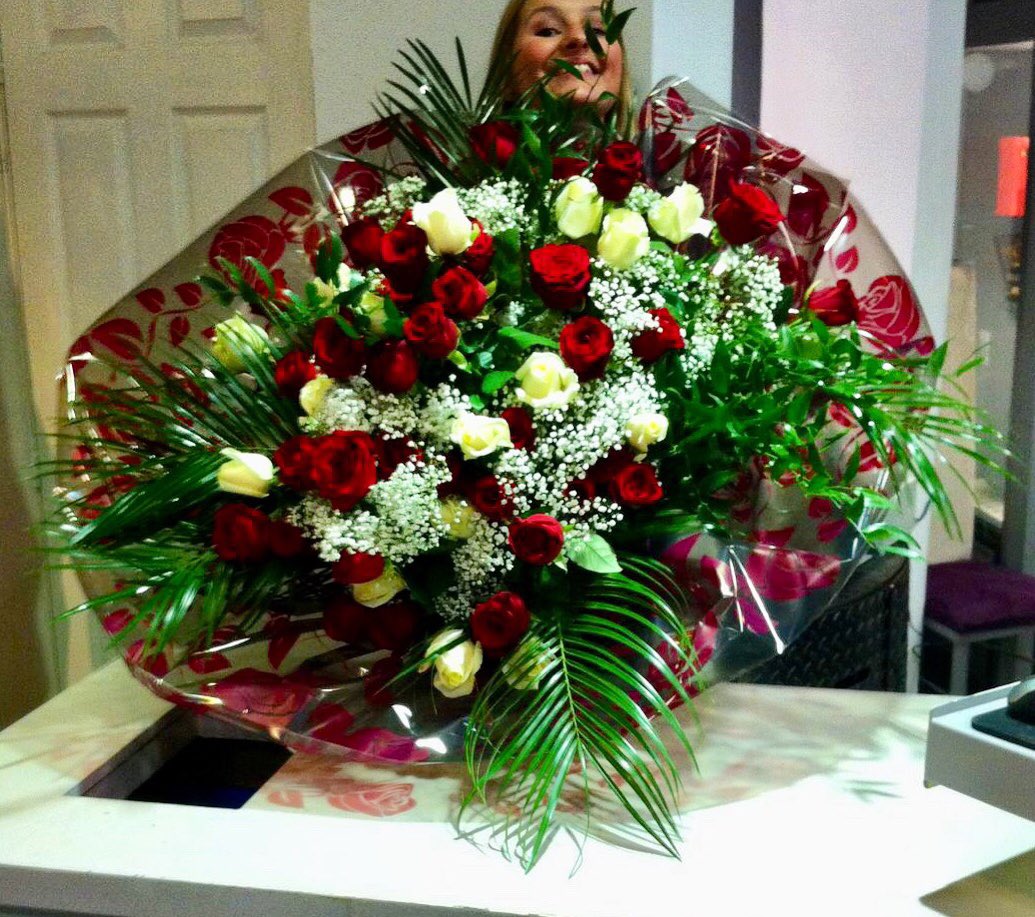 Feeling the love #handmade #localfloristbirmingham flowercentrebirmingham.co.uk/shop/Valentine…