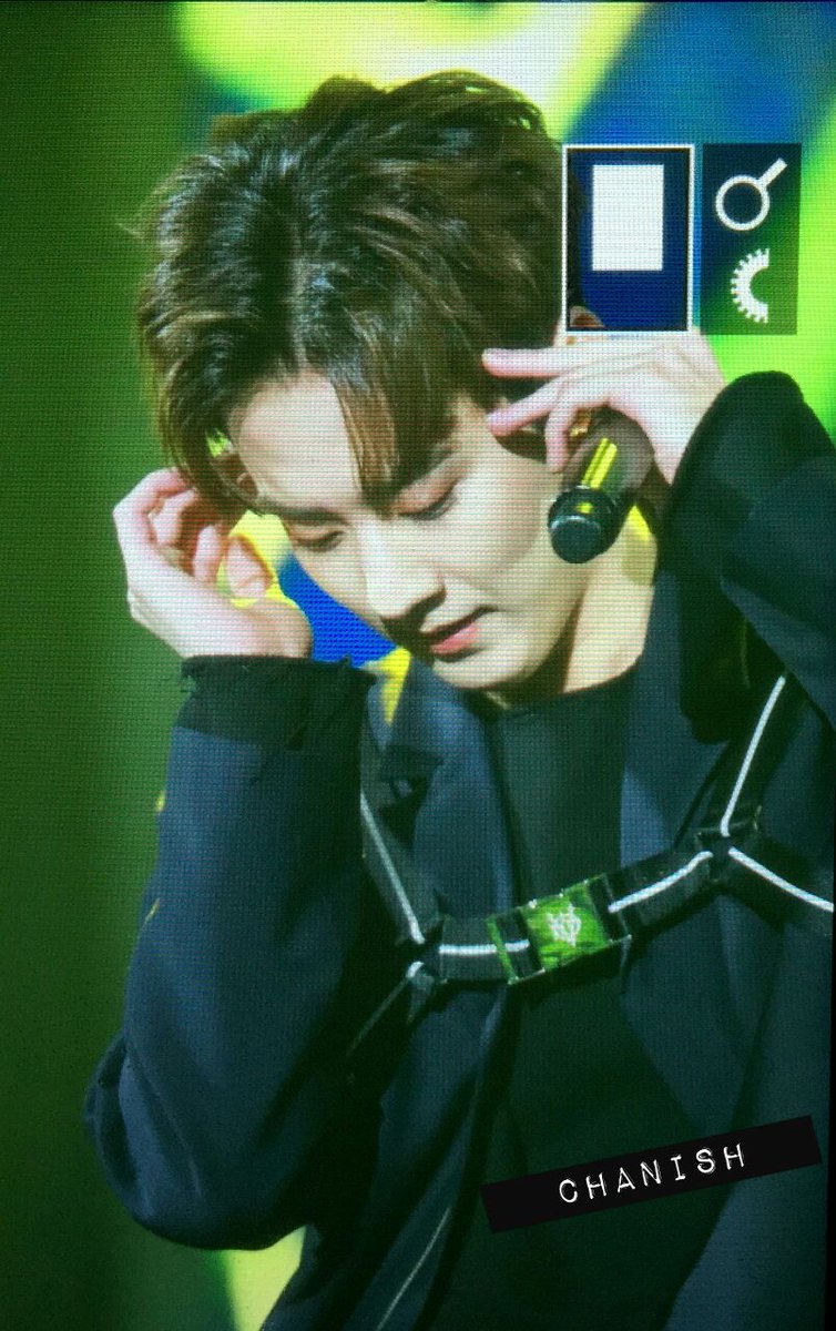 180204 오늘 날씨는 넘나 춥지만 차니 얼굴이 넘나 핫해🔥🔥 #천지 #틴탑