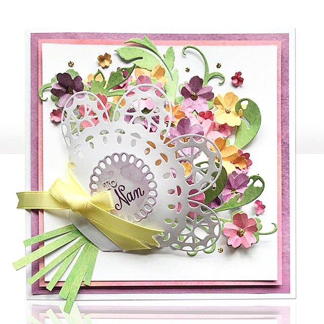 BSeddonDesigns's tweet photo. Back on Create and Craft this evening at 7pm, can’t wait! https://t.co/mFPMp1s5rR
