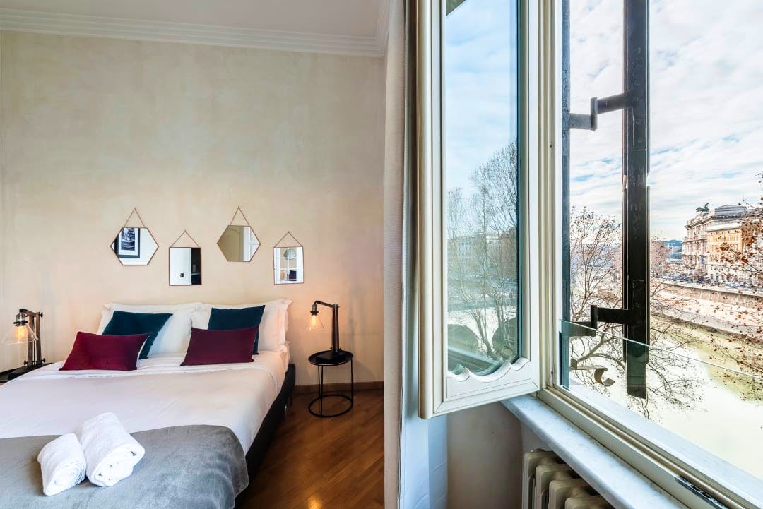 Only-apartments tweet media