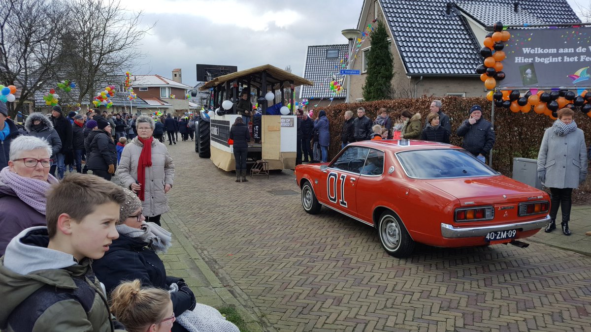 oeneloonstra's tweet photo. Albergen is er klaar voor...#tvoost #carnavalov https://t.co/QWAgEtbR2J