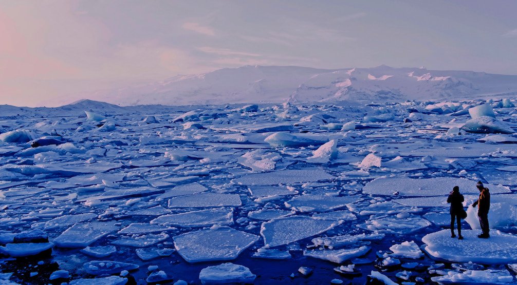 ClimateReality's tweet photo. In its hottest December ever recorded, Alaska was a stunning 15.7°F above the twentieth-century average https://t.co/RT2zcXJo9j https://t.co/m0jCLoFem9