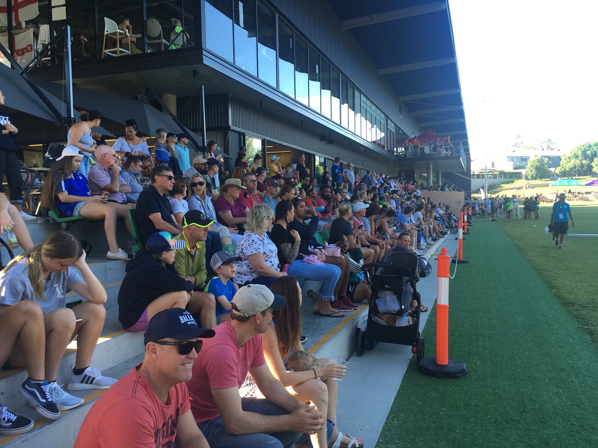 Mobbsy11's tweet photo. This is what women’s 7’s looks like in Australia! No wonder they’re the best @rugby_australia @tribe7s @Super7sBrisbane @WestsBulldogs @ScrumQueens https://t.co/DNbaYzwHNl