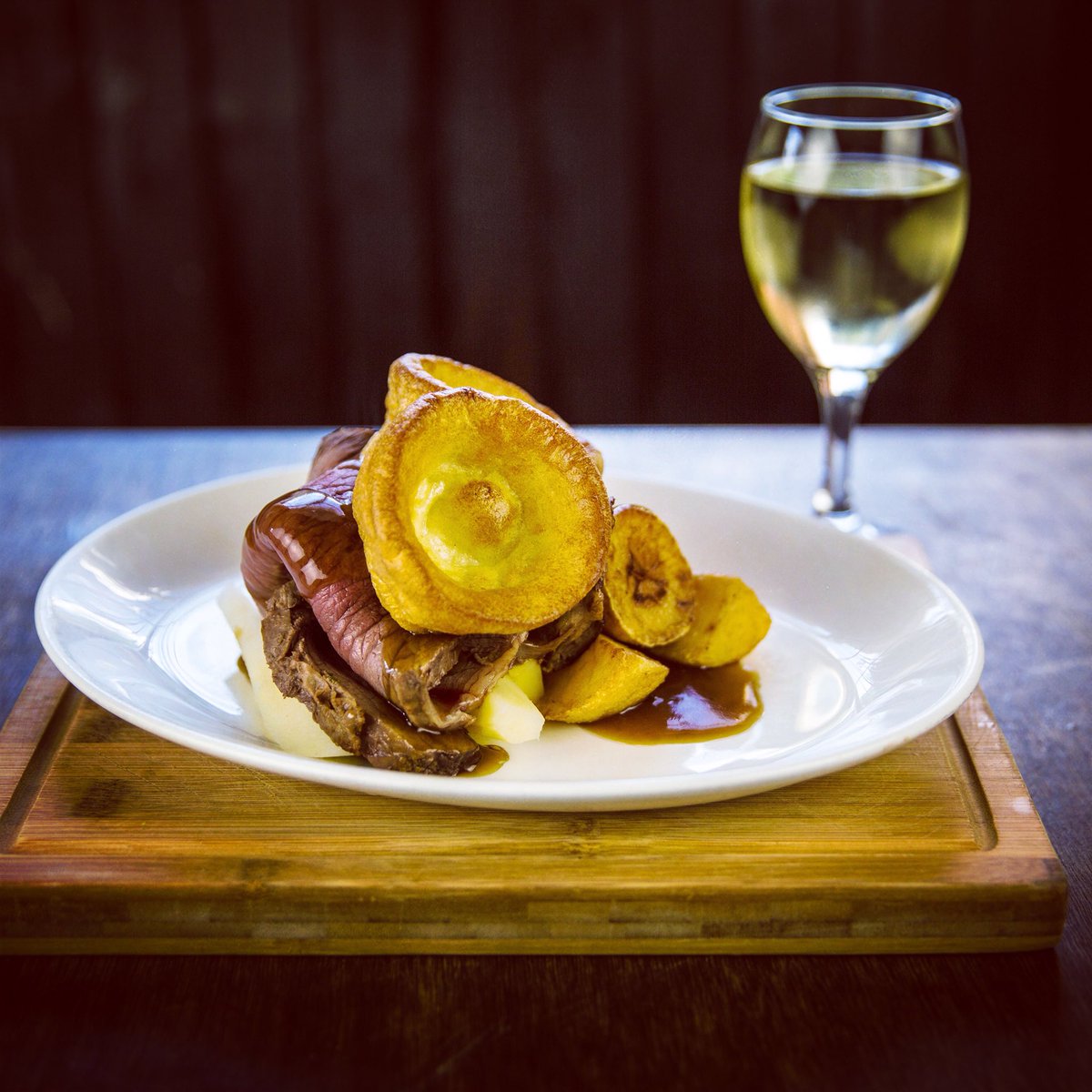 GryffeStudios's tweet photo. In celebration of British Yorkshire Pudding Day, here’s one of the pics we took for @droversinn. Sunday lunch doesn’t get better than this! #foodphotography #menuphotography #resturantphotography #sundaylunch #britishyorkshirepuddingday #hotelmarketing #resturantmarketing https://t.co/KqRflidl50