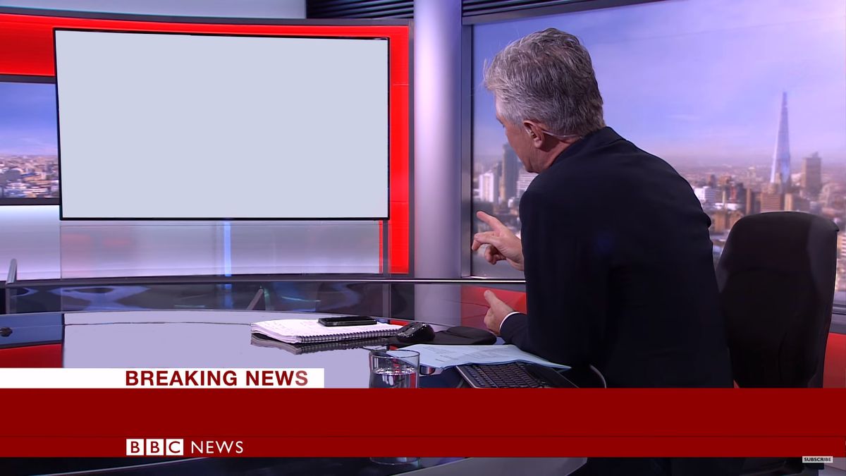 らみなーふろう 新刊委託中 作った本人もなにに使うかわからないbbc Newsのテロップとスタジオ透過素材です ご自由にお使いください ４枚目は使用例です