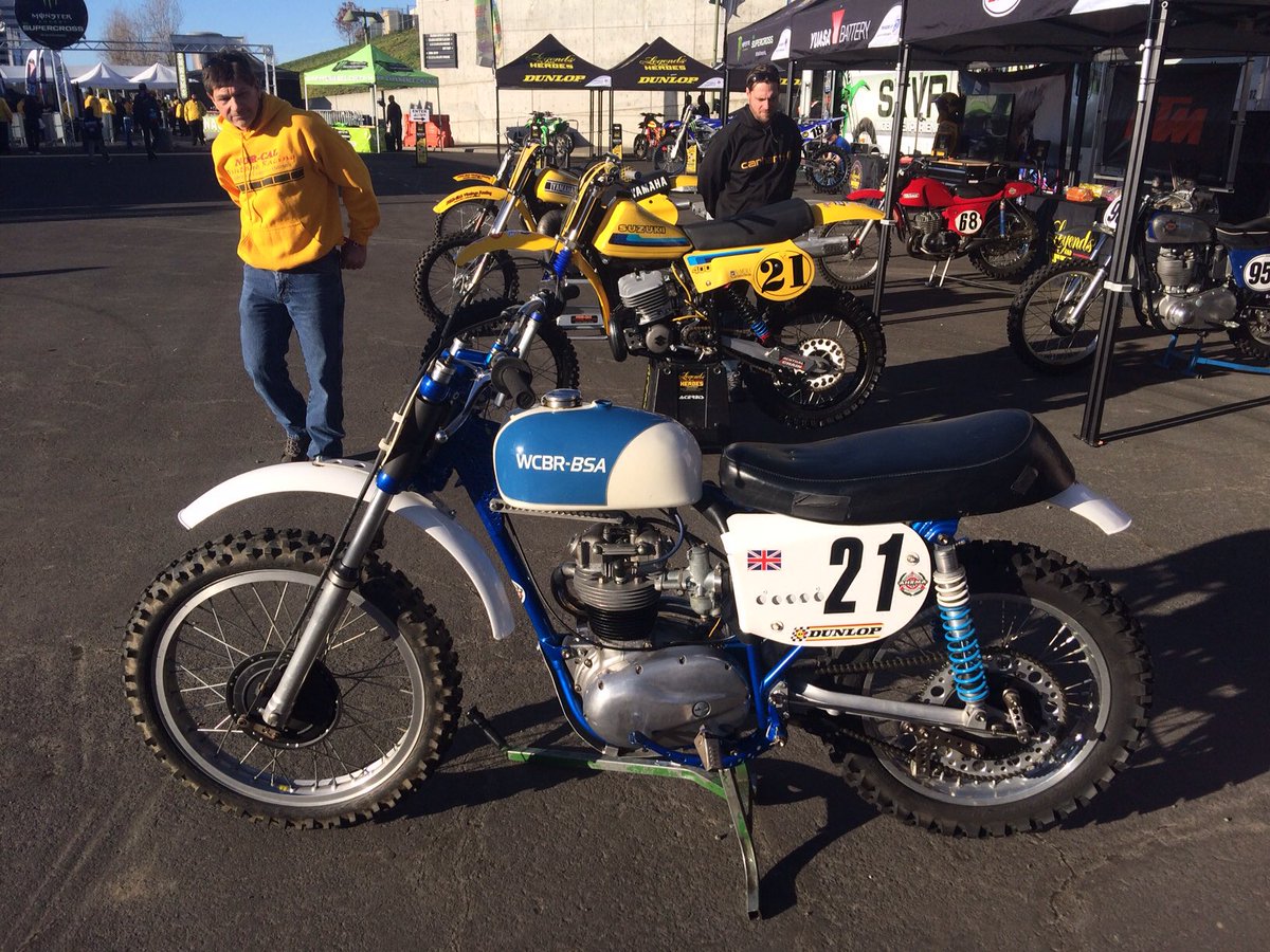 Racerman21Green's tweet photo. @SPEED #Legends&amp;HerosTour our 1965 WCBR-BSA 250 https://t.co/AAq6OfW1RV