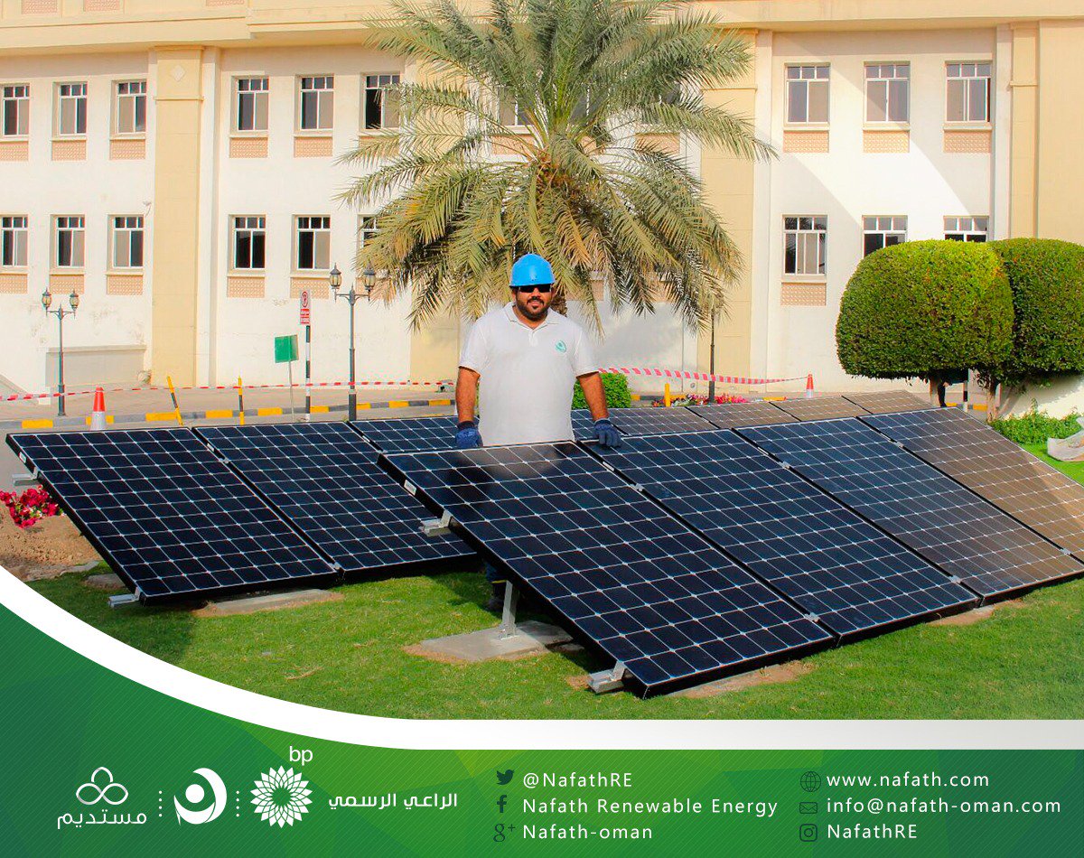 NafathRE's tweet photo. #Practical_Training 👷🏻👷🏻, clears the knowledge and builds your character..
Here are the students of the #Higher_Collage_of_Technology during #Mustadeem solar energy system installation in their college.
Great effort and hard work to sustain the natural resources ♻️ https://t.co/Ds1bqw7KzY