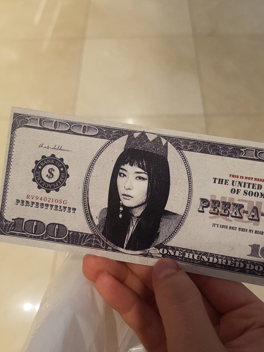 forbxe's tweet photo. 180204 레드벨벳 팬싸에서 슬기가 던진 돈ㅋㅋㅋ! https://t.co/T64XOuhRK9