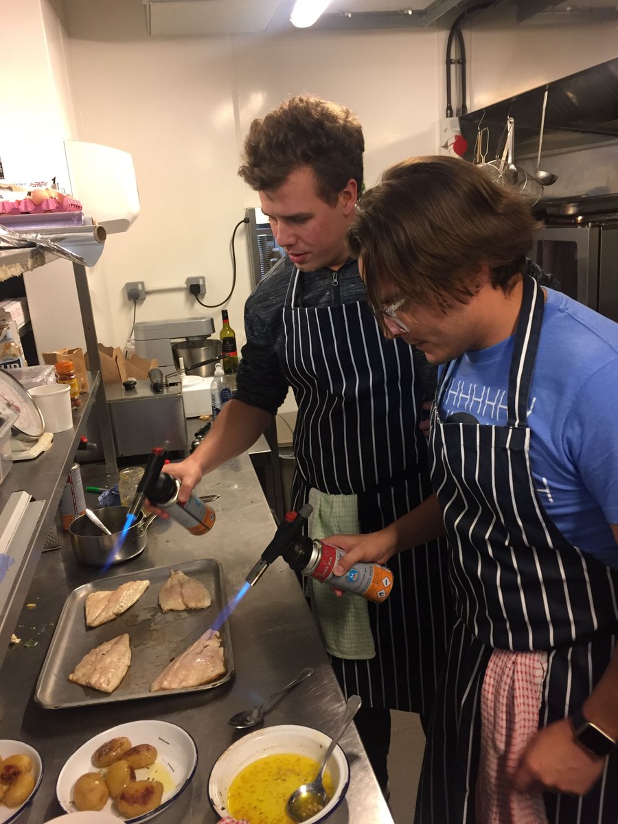 Come and master pasta like a chef this Valentines Day with me. I putting on a one off cooking class. We'll drink English wines and cook by blowtorch too. See link to learn more buff.ly/2FAKJyW