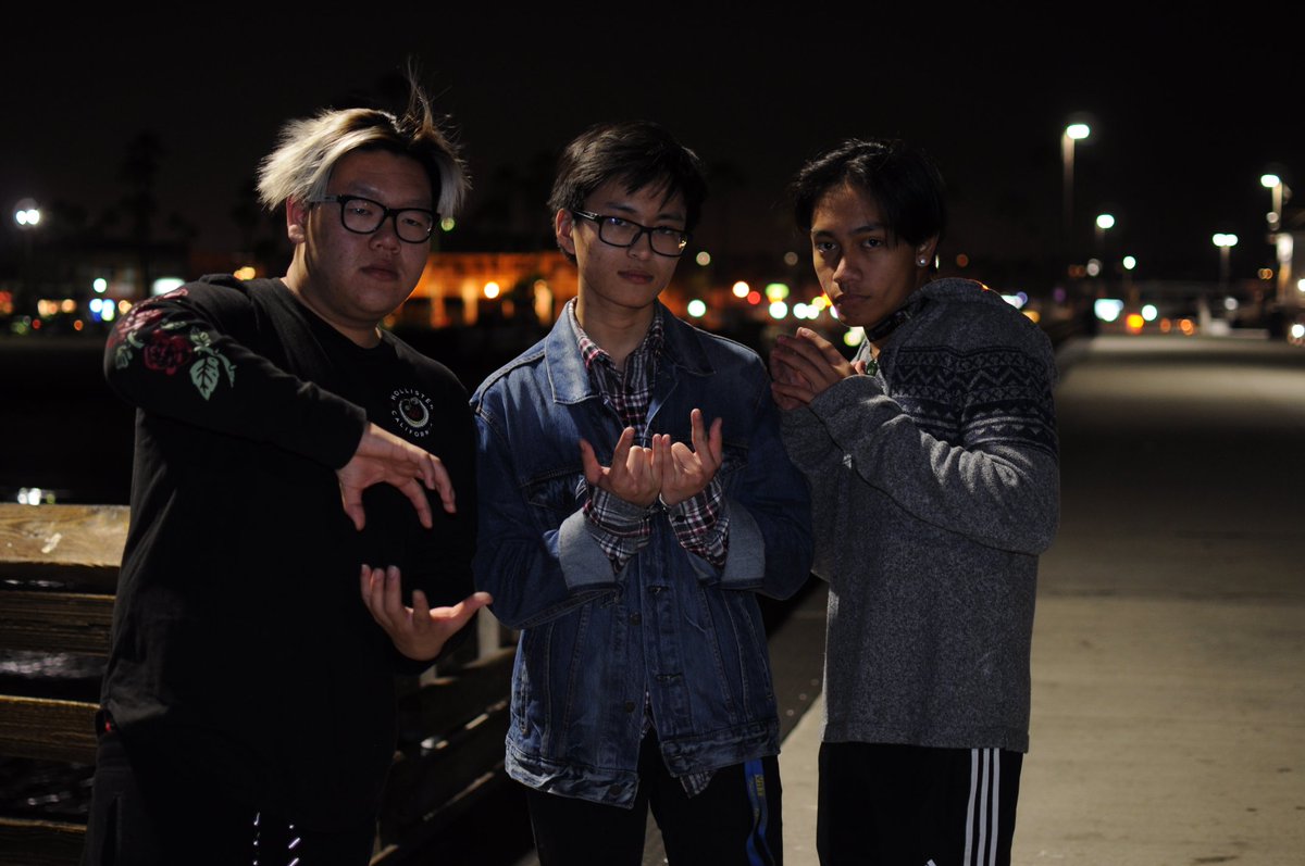 JonathanLy10's tweet photo. all up in my face, your not from the clique
give me some space, we might rob your 

//

https://t.co/OGIedF1V0j
https://t.co/WTWFLvcGrl
z.ramos

\\

room: 102A
hall: laguna
school: uni of cali irvine 

// 

open to look at our rasengan chidori https://t.co/DSdAXBvdDG