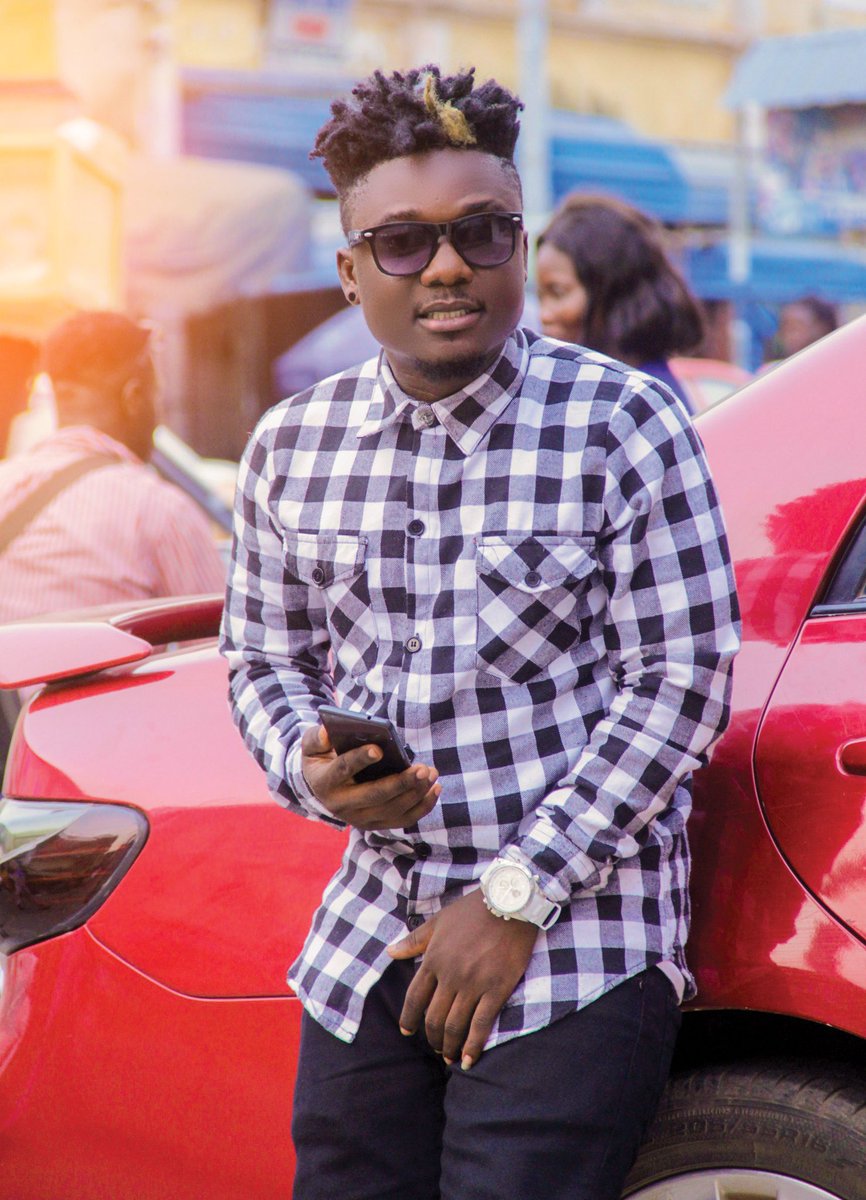 ayaramzybGh's tweet photo. Try not to become a person of success, but rather try to become a person of value. #Islikedaat HAPPY SUNDAY
#AyaNation #Tele_Wele https://t.co/W0GU8bt9dC