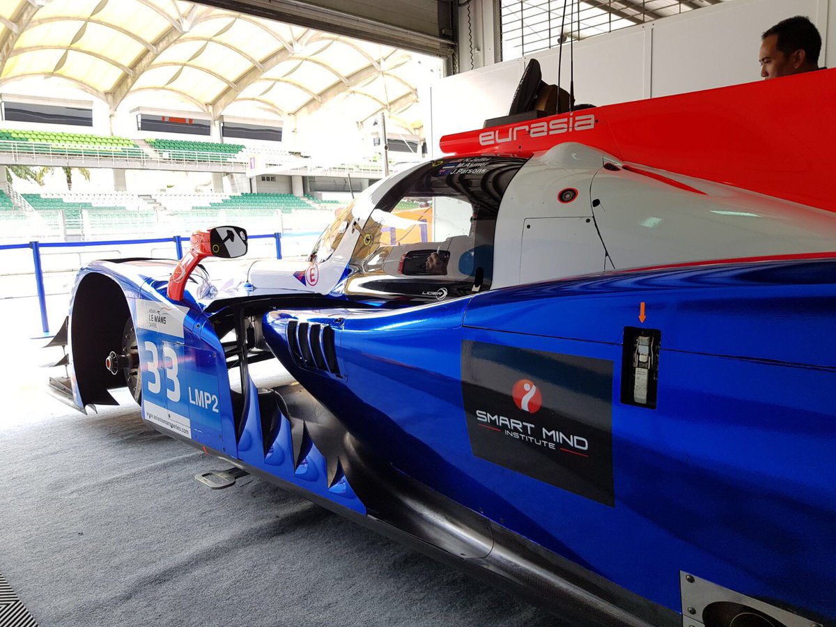 JakeParsonsJP's tweet photo. Less then an hour to go and I'm in P1 for the final round of the Asian LeMans series with team Eurasia's LMP2 #33 car. Time to take it home for a spot on the podium! #JPspeed https://t.co/jDVRdyQp9w