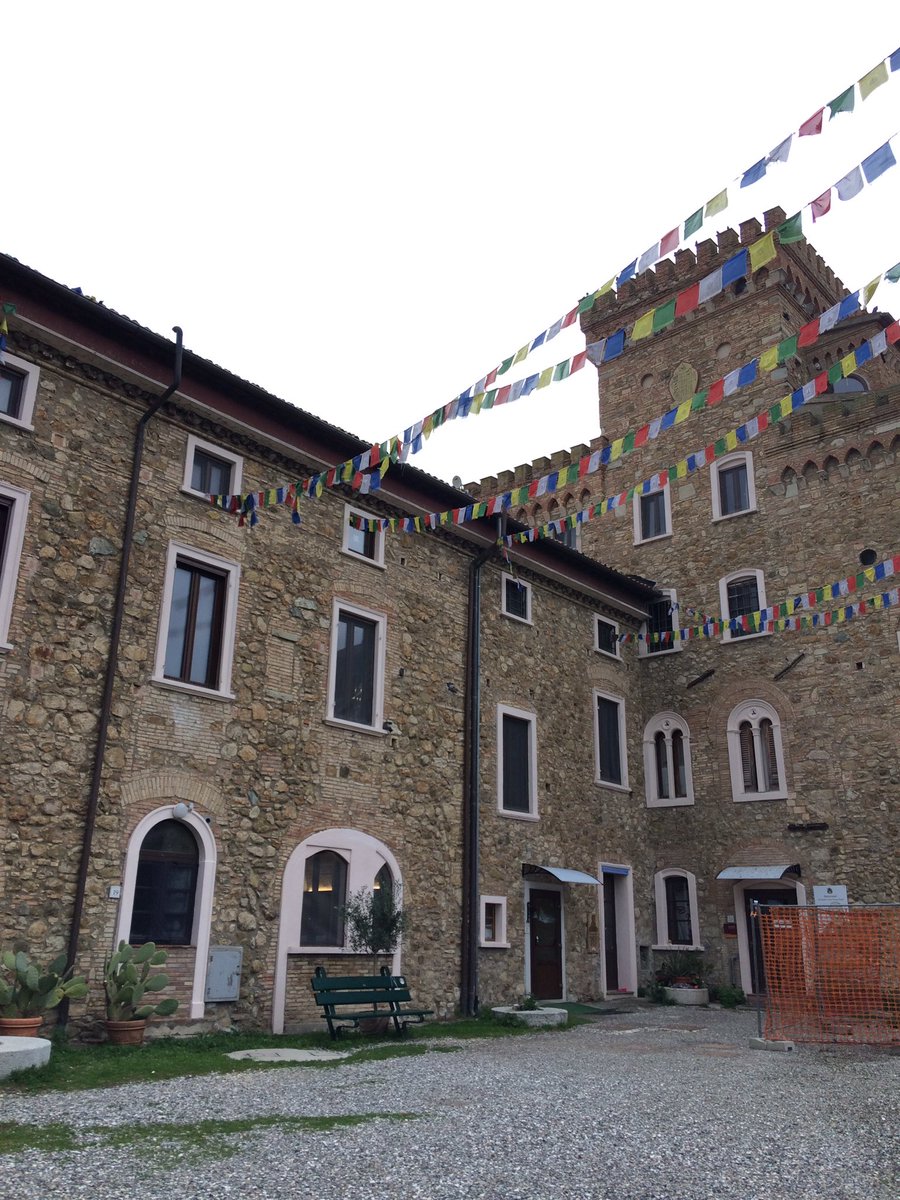 LauraMacDB's tweet photo. The place I feel like home #LamaTzongKhapaInstitute #Iltk #Pomaia https://t.co/uNVHuY3OjZ