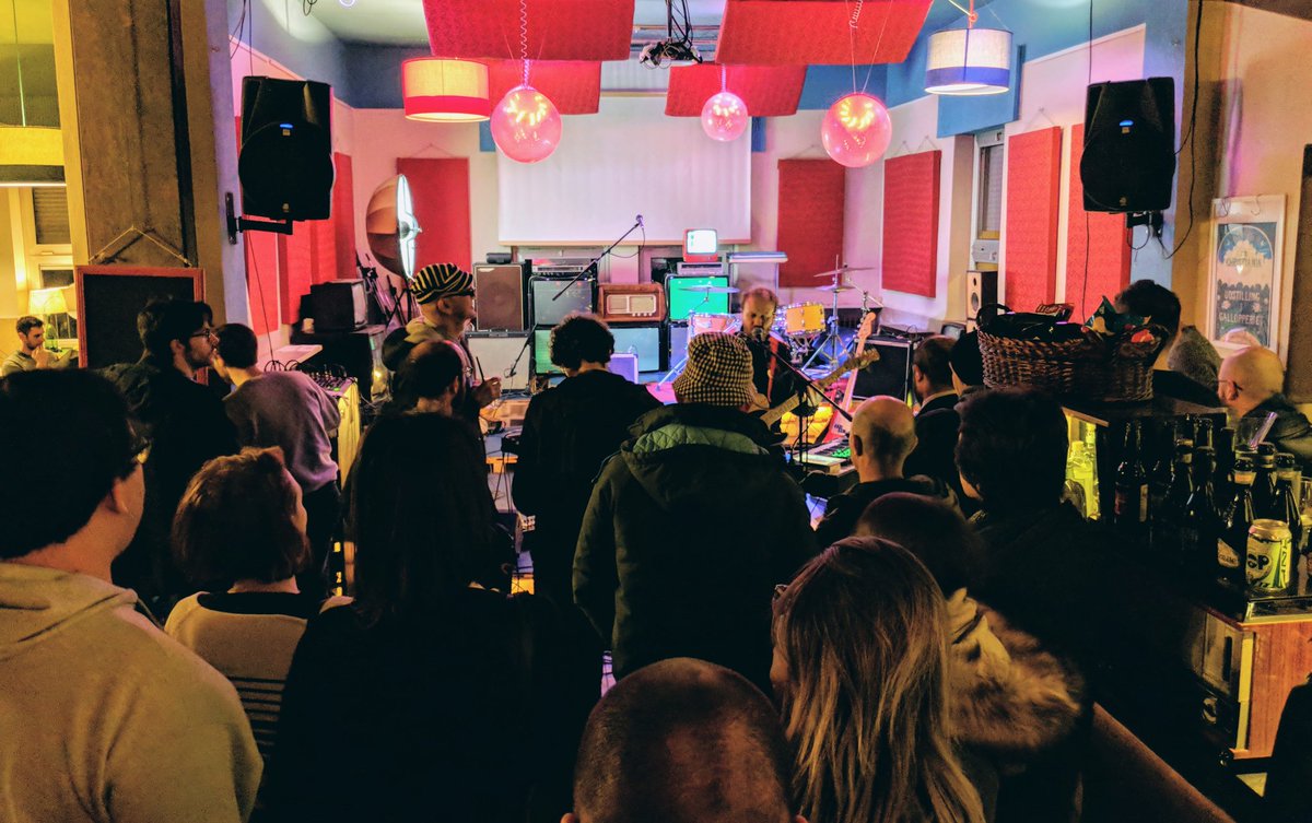 codingcandy's tweet photo. What a wonderful night! Thanks @haterrmusic for the great #show together! https://t.co/VpxFXse7ed