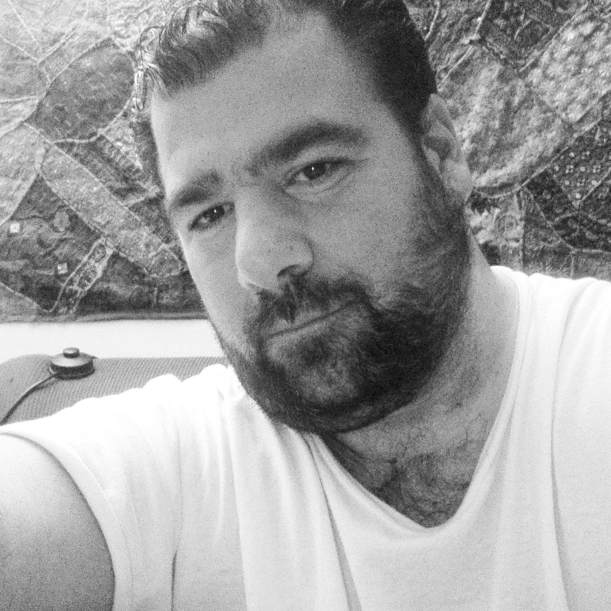 moises_tena's tweet photo. #NuevaFotoDePerfil https://t.co/j7ghs0SXhK