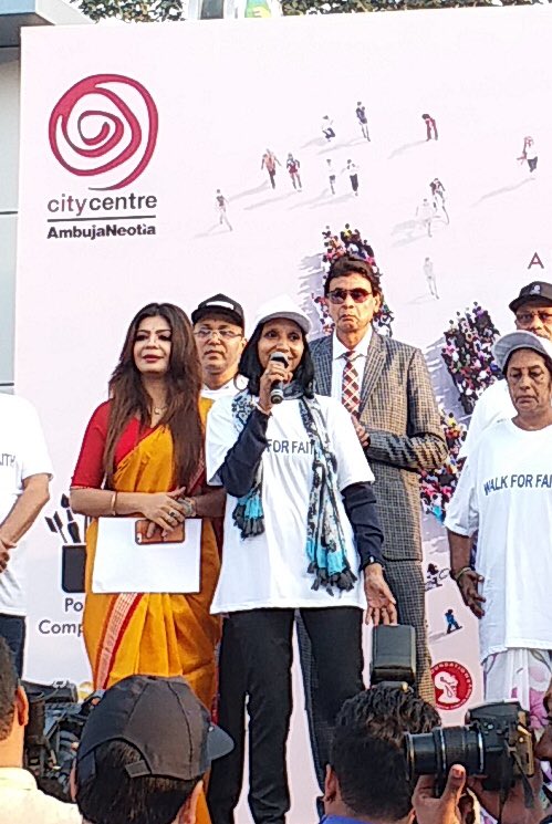 Premlata7summit's tweet photo. I was in Kolkata to flag off a walkathon   to celebrate World Cancer Day on February 4th.I met this 93 years old cancer survivor, She has proved that the potential to fight the dreaded  within us is greater than the obstacles around us. A true achiever https://t.co/XeYhbChaPh
