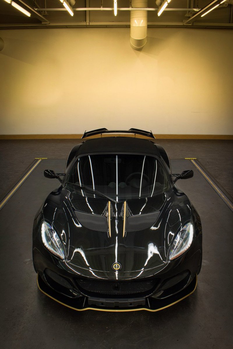 carfluenza's tweet photo. RT grouplotusplc "Channel your inner Mansell, Andretti, Fittipaldi or Senna on track with an Elise Cup 250 GP Edition. #Lotus70 #LotusGP https://t.co/j4IAvTrVG0" #lotusmunich