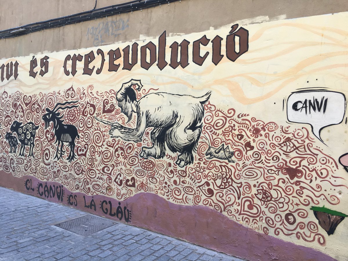 LouiseLebert's tweet photo. #streetArt #Valencia #Orwell https://t.co/ES4mL1Nghq