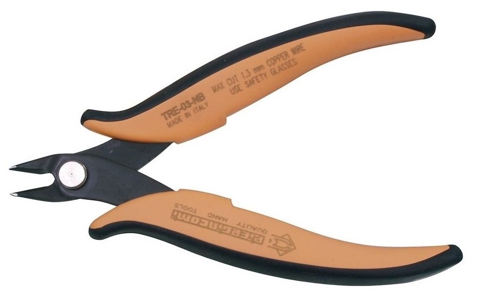 GlaxioOnline's tweet photo. £5.99 +FREE UK DELIVERY https://t.co/FhbWqWQpde - Piergiacomi Electronic Side Cutters 128mm (DEAL OF THE WEEK) #Piergiacomi #Cutters #SideCutters #Electricians #Pliers https://t.co/rDN4aU0YjC