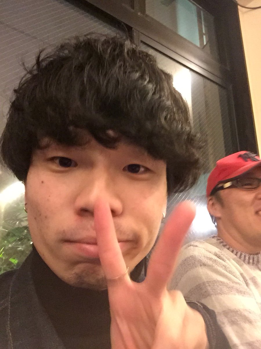 Kiyoshi666Leon's tweet photo. 大所帯でごはん〜😊😊 https://t.co/UAGvx2lazM