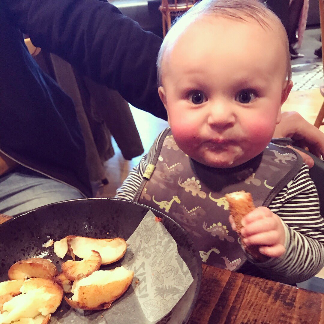 emilyheap2's tweet photo. Thumbs up from Ralphie Roo to @WeAreZizzi &amp; their allergy menu. One of the very few restaurants out there that provide guaranteed safe environment for my little man to enjoy his food! 👌🏽💙 #babyledweaning #foodallergies #anaphylaxis #familymeal https://t.co/aXiz9YrcnB