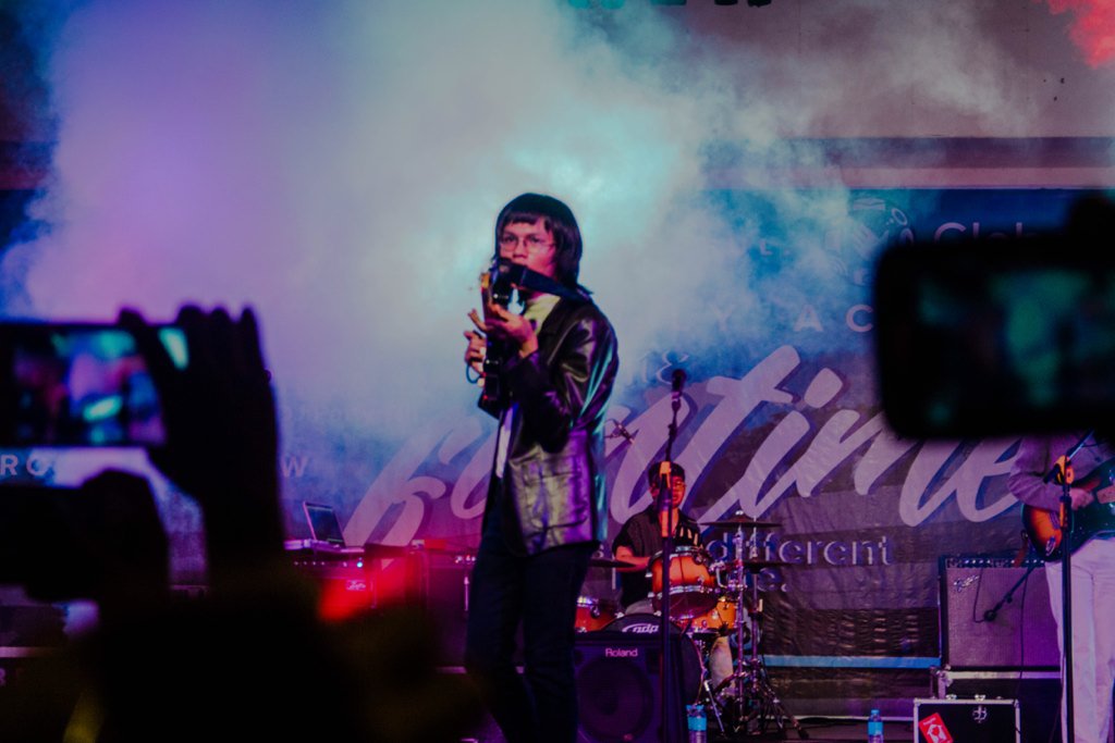 DaniPojas's tweet photo. Holy Family Academy

2-2-18

@IVOFSPADES https://t.co/RqVsjd4rKD