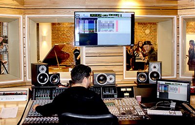 FastAndWide's tweet photo. Academy of Music opens flagship recording studio with #SolidStateLogic mixing and #VDCTrading cabling infrastructure .@acm_uk https://t.co/fWeMBKZ6Mj https://t.co/6yVuCJjoWs