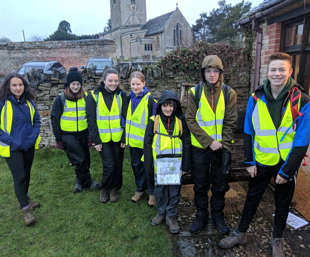 OxonJamboUnit's tweet photo. A big congratulations to all the #Unit61 members who took part in the #NorthLeigh18 hike yesterday to raise funds for #WSJ2019
I think they're getting used to early morning exercise!
#UK24WSJ #Fundraising #skillsforlife #lifechangingadventure #lostnotlost https://t.co/T3bZHyTZZk
