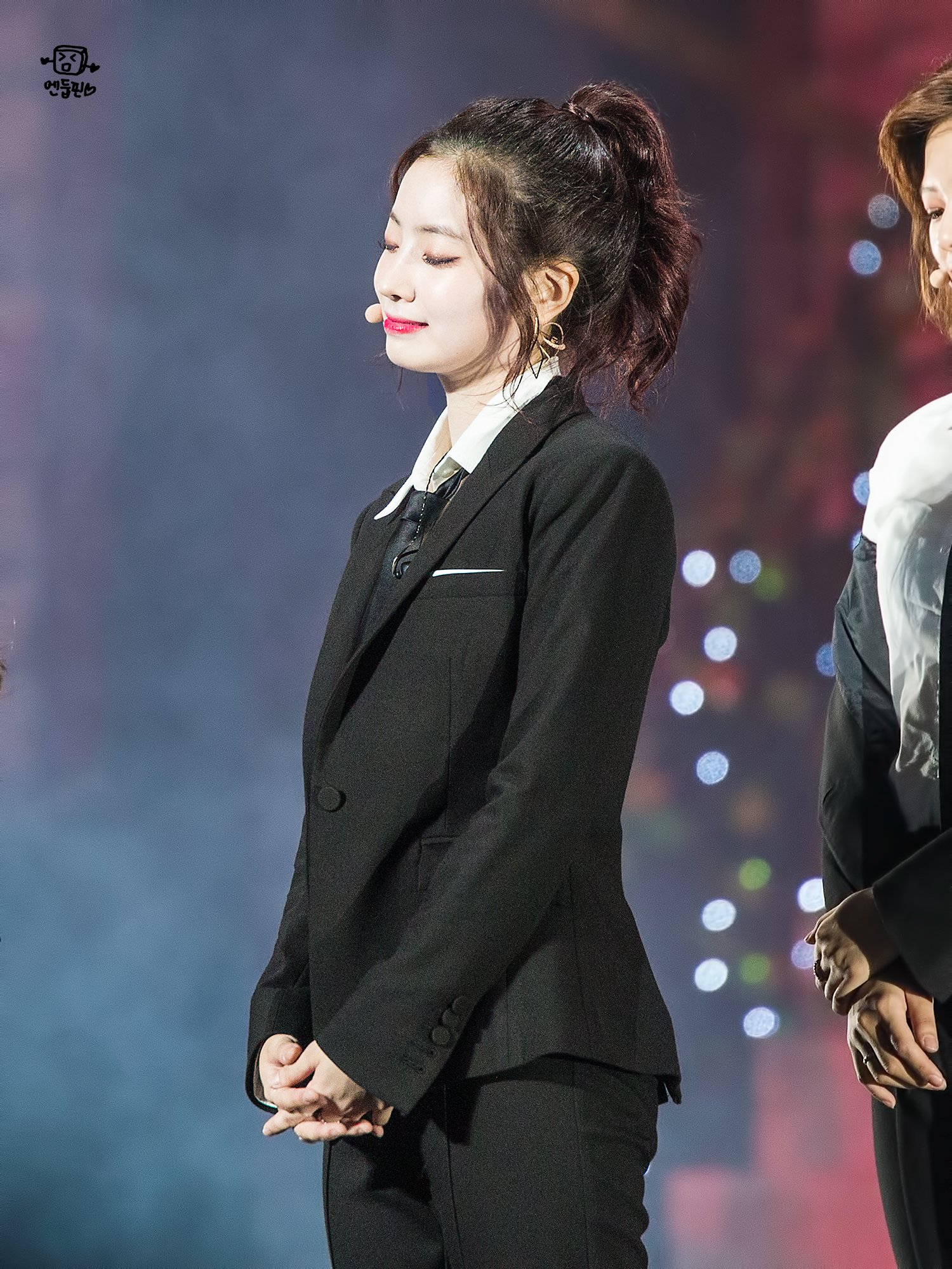 DVLwOM0VwAApTiX.jpg:orig