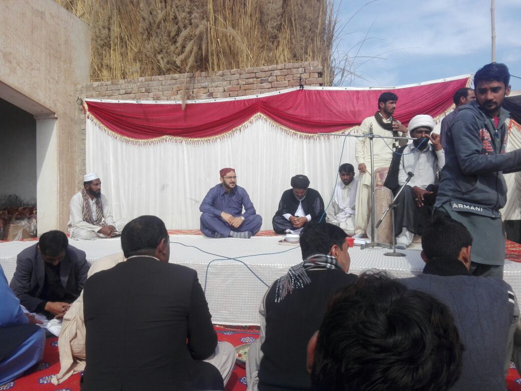 ImranWains1's tweet photo. Syed Ali Haider Gillani visit in constituency uc Nawab pour..uc Anyat Pour Mahota..uc Basti Nao..uc lutfa Abad.. Participated in funeral prayers, offered Fateha and had meetings with party notables and workers in the constituency #PP200 #PPP https://t.co/UYlf0TKlJD