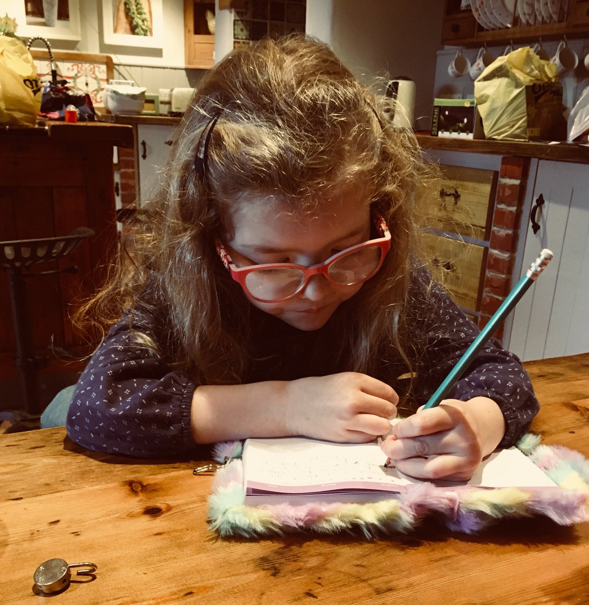 Silkydesigns's tweet photo. Working hard on her #BBC500words @achrisevans #radio2 #sundaymornings https://t.co/lSWAnuFjNy
