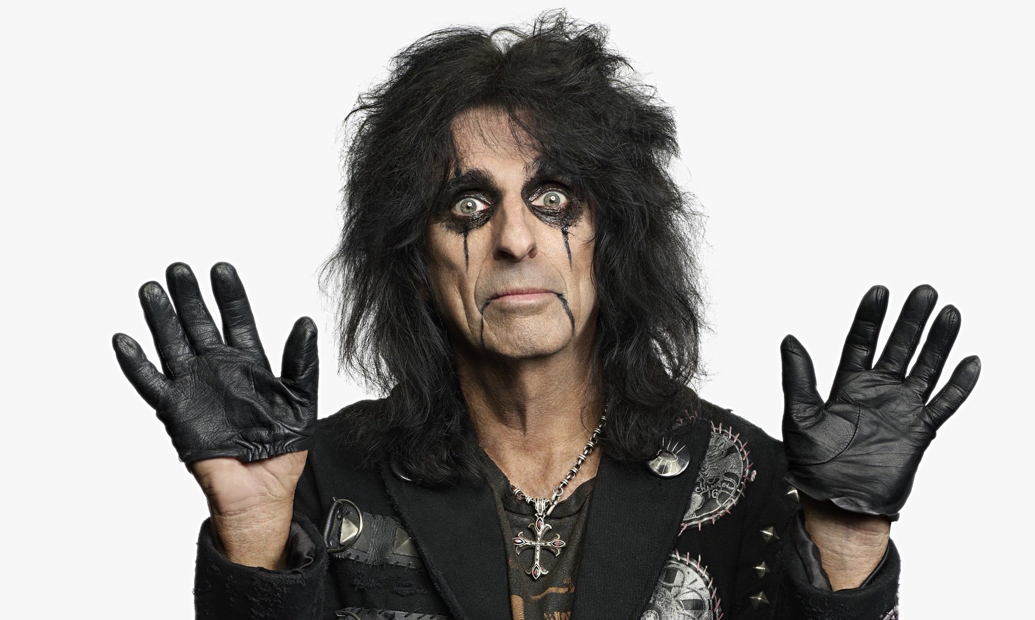 Happy Birthday to the legend that is Alice Cooper  