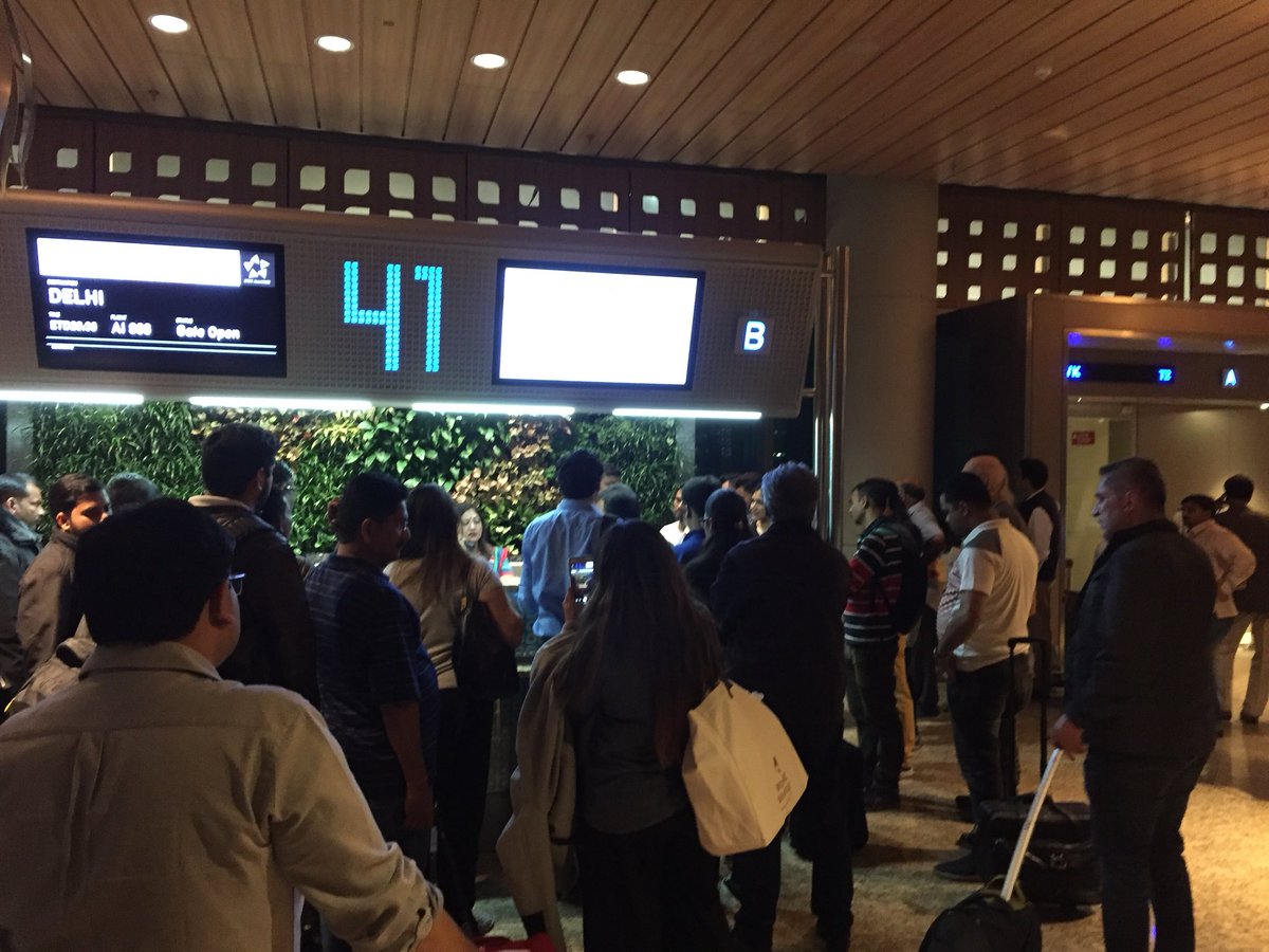 anandsiva's tweet image. @airindiain #AI888 nobody has a clue on ETD, no sign of crew, no staff. 7pm flt and endless wait here...  @Ashok_Gajapathi @narendramodi @PMOIndia #FlierWoes #ShutDownAirIndia #DelayedFlight