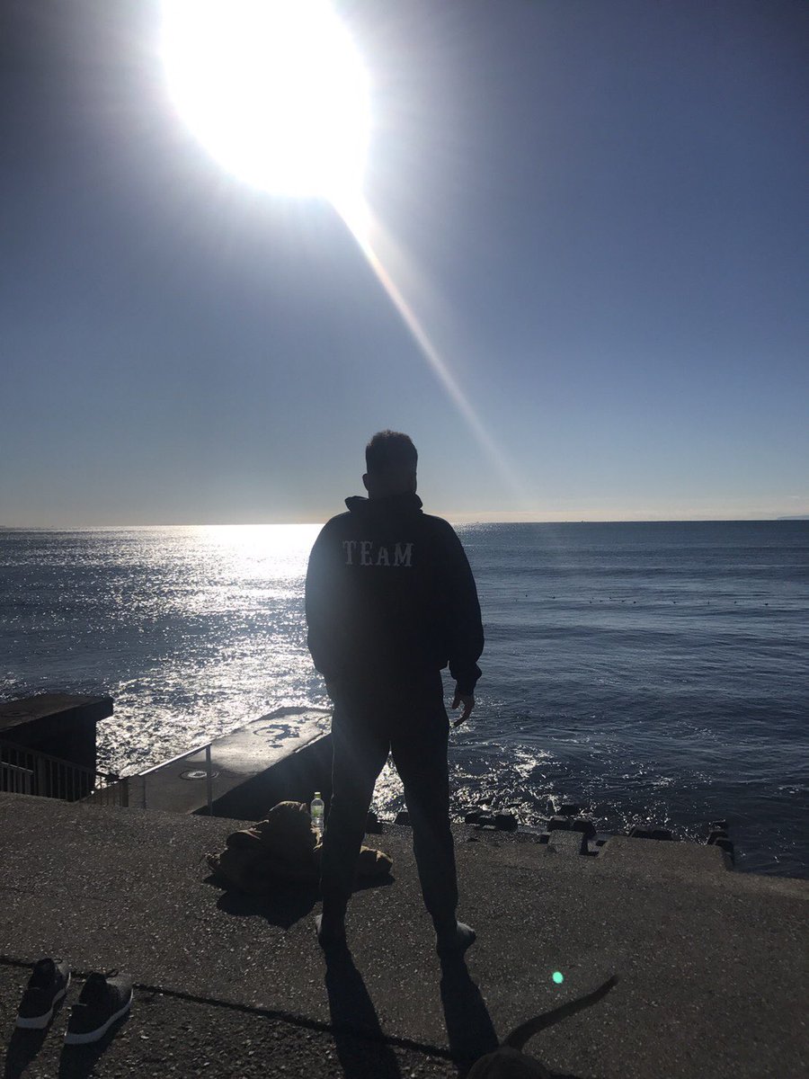 ET_KING_STAFF's tweet photo. 🌞

リーダーいときんの為にお集まり頂き、全国からメッセージなど、本当にありがとうございました。

愛に溢れる最強で偉大なリーダーは
ずっとET-KINGの誇りです。

ET-KINGはこれからも続きます

何があっても７人で
自分達らしく仲間と共に

生きましょう🔥

これからもよろしくお願い致します。 https://t.co/q5W66OR5Hi