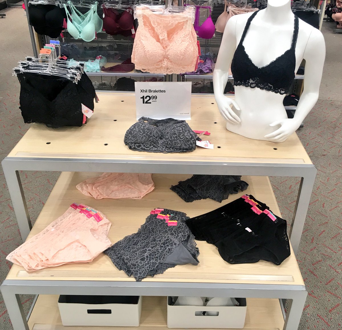 Outfitting In intimates today 💁🏼‍♀️ #2226 #TargetRun