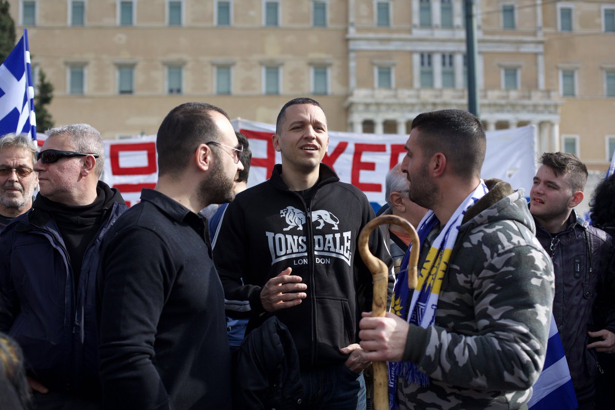 eatps_'s tweet image. "A few minutes ago, Nazis from the nationalist rally attacked the #Empros social center in the neighborhood of #Psirrí. CS activists have repelled the attack." #FF More to come, via @Refugees_Gr  @Hibai_ #Athens  #antifagr #antifa #antireport